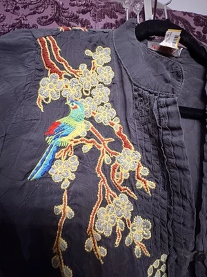 Blusa Johnny Was Vintage Bordada Pájaros Pequeña Gris Foto 1 de 4