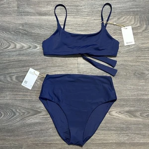 Neu mit Etikett Quince Small italienisches Bikini-Top mit U-Ausschnitt zum Binden hoher Bund tiefes Marineblau - Bild 1 von 10