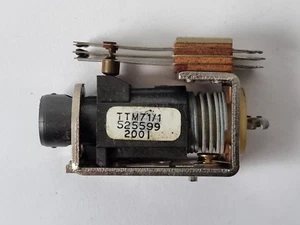 Oldtimer Drucktaster Moment Ein Aus Schalter TTM71/1 - 52559 - Bild 1 von 22
