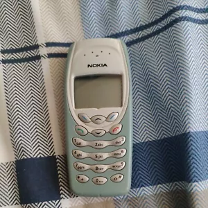 Nokia 3410 - Green Mobile Phone was originally purchased T mobile Network - Picture 1 of 2