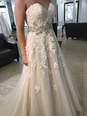 Vestido de novia - Essense de Australia - Talla 10 Foto 1 de 4