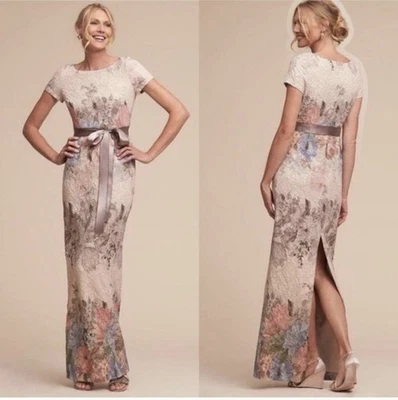 Vestido Adrianna Papell Matelasse Columna Texturizada 12 Rubor Floral Multi Beige Maxi Foto 1 de 3