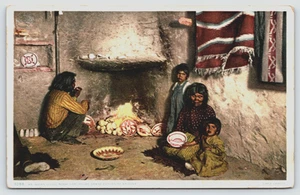 Postcard Indian family Living Room, Hopi House, Grand Canyon of Arizona Vintage - Picture 1 of 3