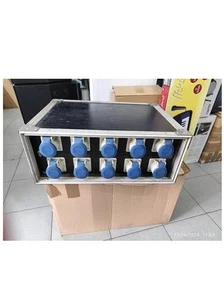 flight case alimentazione con 10 CEE 16A Femmina e 32a maschio con connessione i - Afbeelding 1 van 6