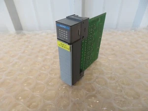 Módulo de salida Allen-Bradley 1746-OB16 SLC 500 Ser D (19680) - Imagen 1 de 3