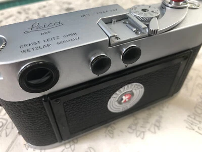 LEICA STYLE FLASH SYNC PLUGS - ONE PAIR BLACK - Image 1 of 2