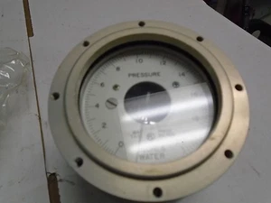 Penwalt Wallace & Tiernan Typ FA-141 Manometer 20 Zoll Wasser - Bild 1 von 4