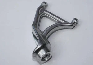 Kyosho 1:10 2WD Racing Buggy Beetle 2014 Aluminum Wishbone Rear Left KBB® - Picture 1 of 1