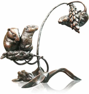 Richard Cooper Studio Bronze Two's Company The Harvest Mice - Bild 1 von 4