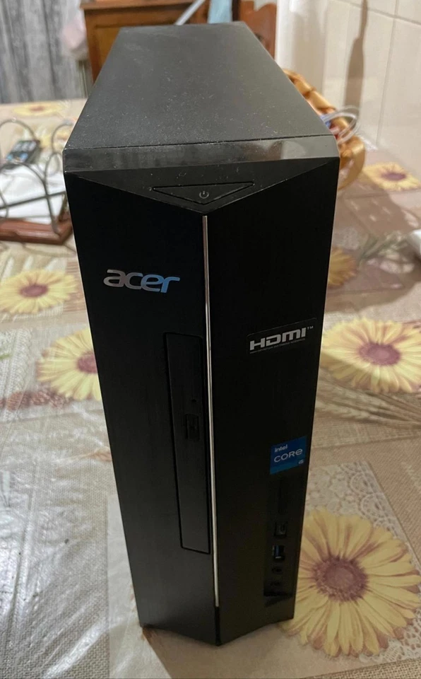 PC Acer Aspire XC-1760 Windows 11 Home  - Imagen 1 de 4