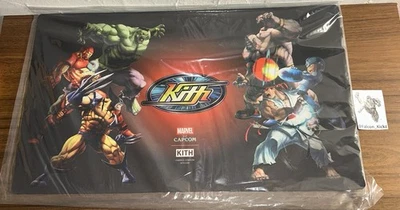 Kith x Marvel vs. Capcom 24” X 14” Media Pad - En mano ENVÍO GRATUITO SE ENVÍA HOY Foto 1 de 4