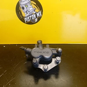 ETRIER DE FREIN AVANT GAUCHE KAWASAKI 450 KFX R 2011 KF X 2009 2010 2012 2014 - Picture 1 of 5
