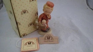 MEMORIES OF YESTERDAY Enesco "Special Delivery" 1988 114979 Bellboy Retired - Picture 1 of 9