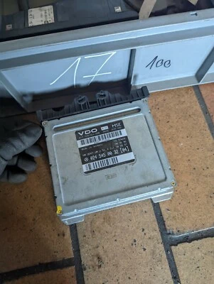 Mercedes-Benz E230 W210 M111 110kW 150CV Centralina Motore 0245450032 - Immagine 1 di 3