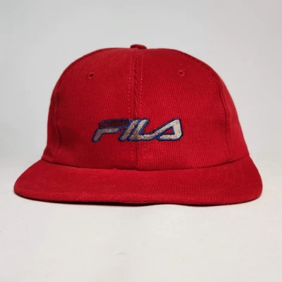 Fila Pana Sombrero Rojo Hecho en EE. UU. Snapback Gorra Zapatos Ropa Deportiva Foto 1 de 4