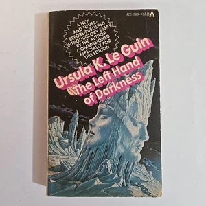Vintage The Left Hand of Darkness by Ursula K. Le Guin - Ace Paperbacks 1976 - Imagen 1 de 7