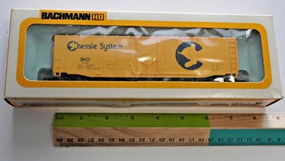 HO Scale “Chessie System” Bachmann 51’ Freight Train Box Car B&O Catnap in box - Image 1 of 4