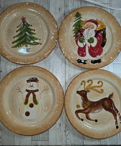 Tabletops WINTER WONDERLAND 8.75" Salad Plate Set 4 Santa Reindeer Tree Farrucci - Picture 1 of 9