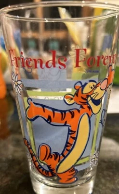 VASO DE CRISTAL VINTAGE DISNEY TIGGER "FRIENDS FOREVER" Foto 1 de 3