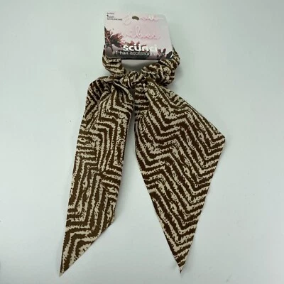 Acessório Scunci Hair Scrunchie Good Vibes estampa onda marrom novo 34762 - Imagem 1 de 4