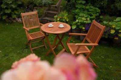 Merxx Gartenmöbel-Set Balkonset Rio 3-teilig, Tisch Ø 65 cm, Eukalyptusholz - Bild 1 von 4