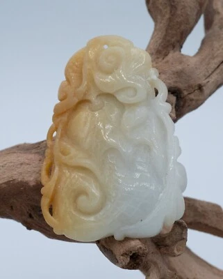 Dragón de jadeíta natural tallado a mano amarillo anaranjado y blanco 20,8G GIA evaluado Foto 1 de 4