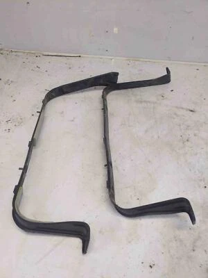 Juego de correas para tanque de combustible Dodge Charger 2011-2014 OEM Foto 1 de 2