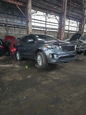 15-21 KIA SEDONA DRIVERS FRONT BRAKE Caliper Left 3.3L OEM - Image 1 of 4