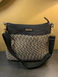 Bandolera Bandolera Eric Javits Negra Beige Correa Rafia Logotipo Tono Dorado - Imagen 1 de 17