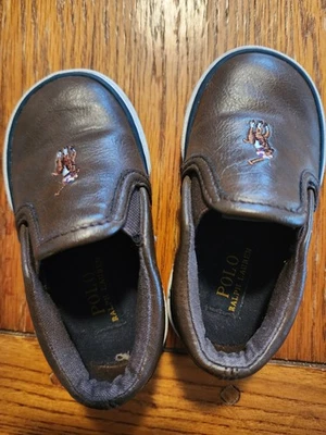 Zapatos sin cordones Polo Ralph Lauren de cuero talla 5 para niños pequeños Foto 1 de 4