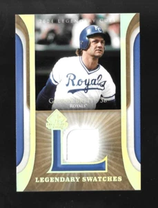 GEORGE BRETT 2004 UD SP LEGENDÄRE SCHNITTUNGEN LEGENDÄRE SWATCHES SPIEL GEBRAUCHTES TRIKOT GOLD - Bild 1 von 2