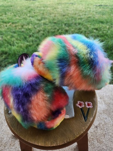 Ugg Fluff Sì "PRIDE"" NUOVISSIMO Donna 6 4 5Y