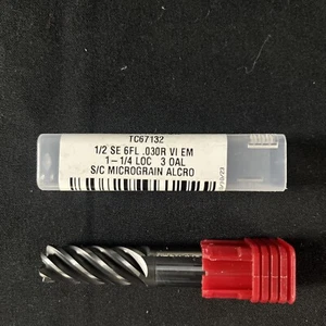 Fresadora de extremo Titan USA VI-PRO TC67132 1/2 6FL .030R 1-1/4LOC 3OAL radio de esquina - Imagen 1 de 2