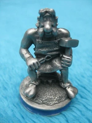 ASTERIX & OBELIX Gallier KRIEGER BAUER Schach Schachfigur Zinnfigur Zinn MAYFAIR - Bild 1 von 2
