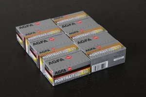 Agfa Agfacolor Portrait 160 Professional 120 XPS 160 Expired 04/2003 - Picture 1 of 3