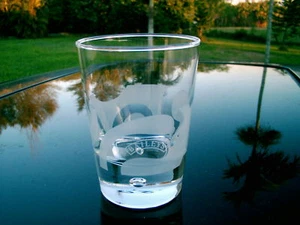BAILEYS BAILEY'S GLASS WHITE WAVE HEAVY BASE / BUBBLE BOTTOM - Picture 1 of 7