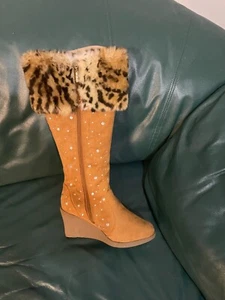 Joan Boyce Camel Embellished Rhinestone Tall Fashion Boots 5.5m - Picture 1 of 2