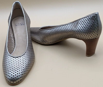 STUART WEITZMAN золото перферированной кожи насос 2» котенок каблук насос 9,5 N - Изображение 1 из 4