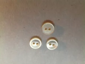 NEU PKG 0F 25 KNÖPFE 3/8 ZOLL CREMEWEISS/NATÜRLICHES PERLFINISH - Bild 1 von 2