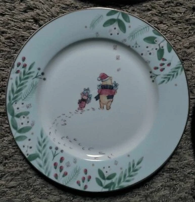 JUEGO DE 4 PLATOS DE CENA DE NAVIDAD WINNIE THE POOH/DISNEY - 10,5" NUEVO Foto 1 de 4