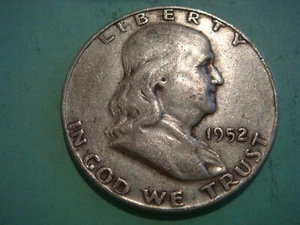 Decent 1952 D Franklin album filler - actual coin photo - Picture 1 of 2