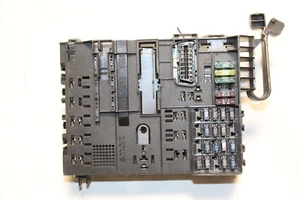 100186 SMART ForTwo 450 SCATOLA FUSIBILI 0001683V001 - NO SAM! - Foto 1 di 3