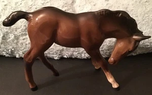 Beswick Pferd Fohlen großer Kopf unten Modell No947 dunkelbraun glänzend Top Zustand - Bild 1 von 9