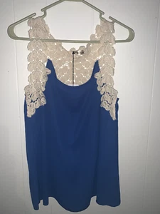 Tea N Rose Women's Tank Top Royal Crochet Detail Small Surplice back flowey New! - Picture 1 of 4