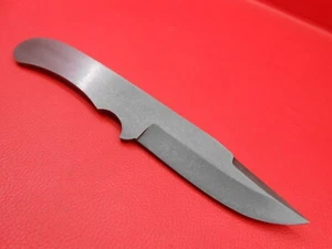 Cuchillo de caza de acero con lingote Wootz hecho a mano personalizado hoja en blanco para suministro S522 - Imagen 1 de 12