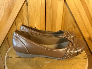 Wear Ever Damenschuhe 10M bequeme Freizeit-Slipper flache Schuhe braun Kunstleder - Bild 1 von 8