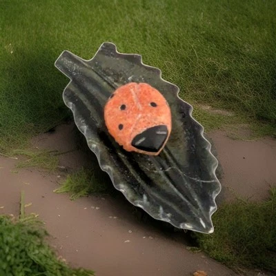 Ernie Mackel - Ladybug on a Leaf - Fetiche Zuni - Talla nativa americana Foto 1 de 4