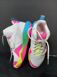 Zapatos Moolah Niñas Talla Y6 Neovolt Pro Mid Baloncesto - Imagen 1 de 7