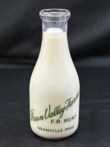 Green Valley Farms Tall Round Pyro Quart Milk Bottle TRPQ FR Hunt Granville Mass - Picture 1 of 13