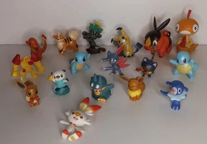 Lote de 17 figuras Pokemon - Imagen 1 de 1